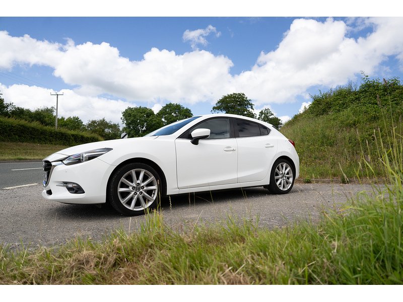 Mazda 2.0 SKYACTIV-G Sport Nav Hatchback 5dr Petrol Manual Euro 6 (s/s) (121 ps)