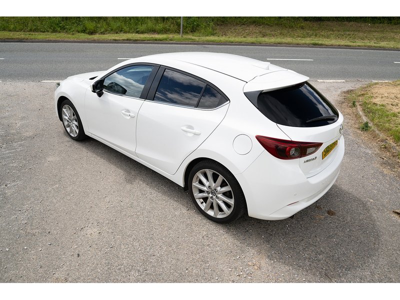 Mazda 2.0 SKYACTIV-G Sport Nav Hatchback 5dr Petrol Manual Euro 6 (s/s) (121 ps)