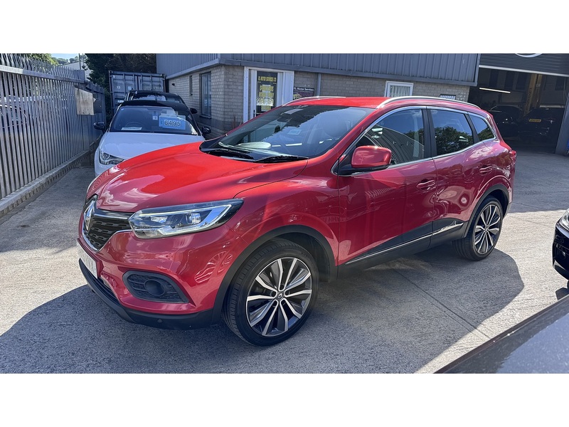 Renault 1.3 TCe Iconic SUV 5dr Petrol Manual Euro 6 (s/s) (140 ps)