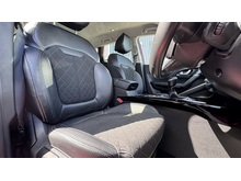 1.3 TCe Iconic SUV 5dr Petrol Manual Euro 6 (s/s) (140 ps)