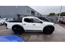 2.3 dCi Tekna Pickup Double Cab 4dr Diesel Manual 4WD Euro 6 (s/s) (190 ps)