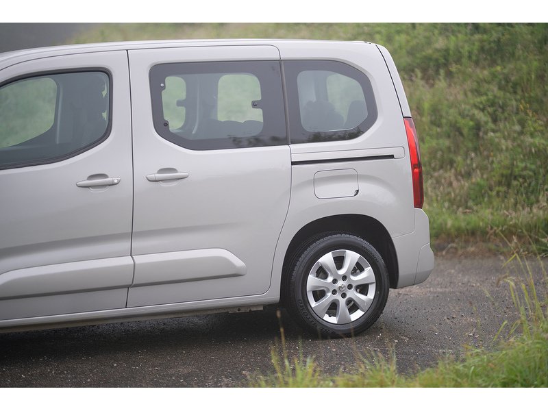 Vauxhall 1.2 Turbo GPF Energy MPV 5dr Petrol Manual Euro 6 (s/s) (7 Seat) (110 ps)
