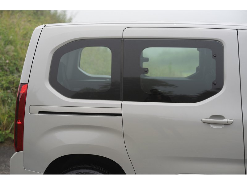 Vauxhall 1.2 Turbo GPF Energy MPV 5dr Petrol Manual Euro 6 (s/s) (7 Seat) (110 ps)