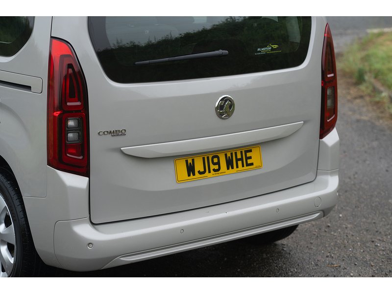 Vauxhall 1.2 Turbo GPF Energy MPV 5dr Petrol Manual Euro 6 (s/s) (7 Seat) (110 ps)