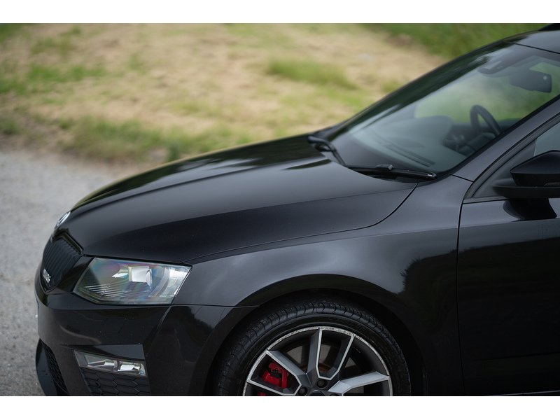 Skoda 2.0 TDI vRS Estate 5dr Diesel DSG Euro 5 (s/s) (184 ps)