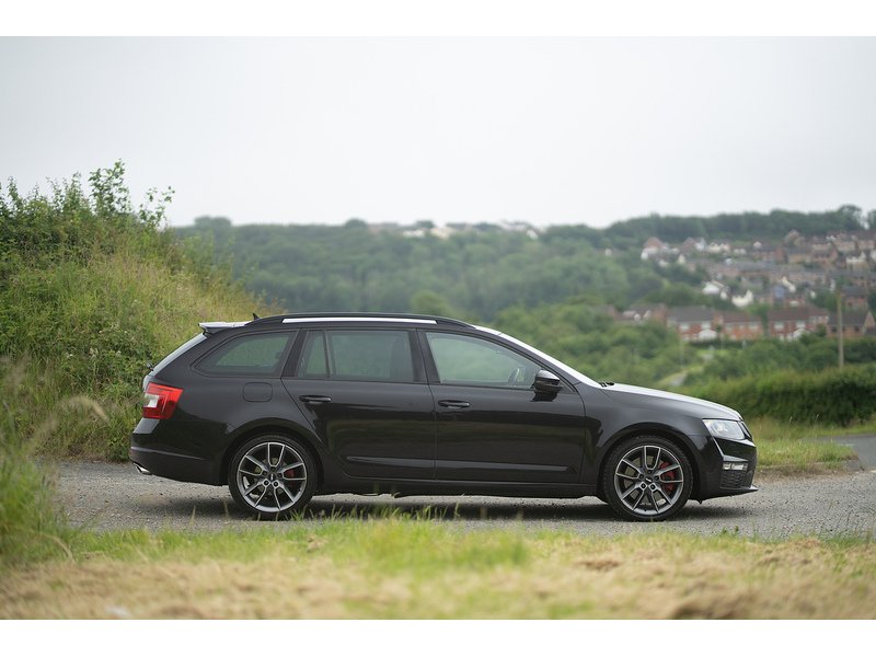 Skoda 2.0 TDI vRS Estate 5dr Diesel DSG Euro 5 (s/s) (184 ps)