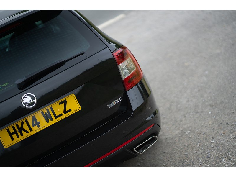 Skoda 2.0 TDI vRS Estate 5dr Diesel DSG Euro 5 (s/s) (184 ps)