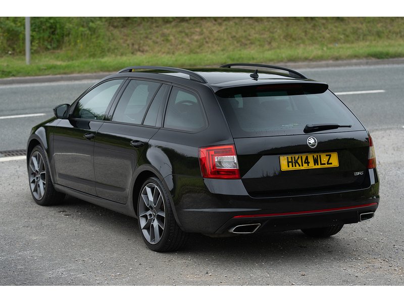 Skoda 2.0 TDI vRS Estate 5dr Diesel DSG Euro 5 (s/s) (184 ps)