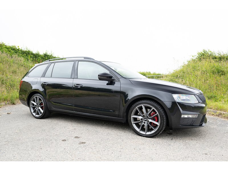 Skoda 2.0 TDI vRS Estate 5dr Diesel DSG Euro 5 (s/s) (184 ps)