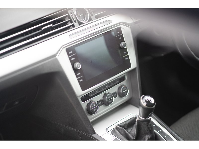 Volkswagen 2.0 TDI SE Business Estate 5dr Diesel Manual Euro 6 (s/s) (150 ps)