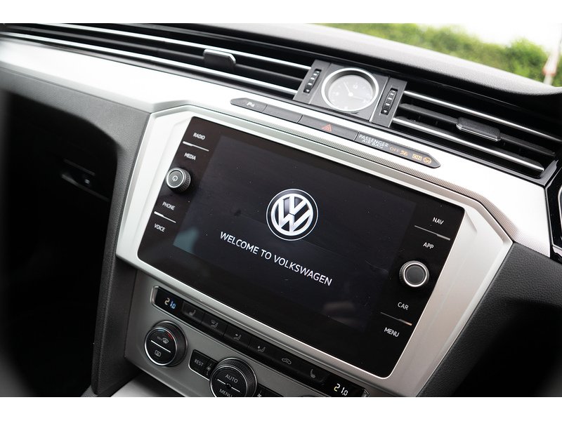Volkswagen 2.0 TDI SE Business Estate 5dr Diesel Manual Euro 6 (s/s) (150 ps)
