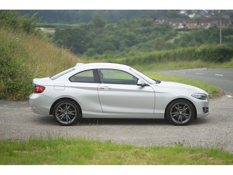 BMW 1.5 218i Sport Coupe 2dr Petrol Manual Euro 6 (s/s) (136 ps)