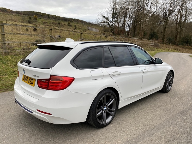 BMW 2.0 318d Sport Touring 5dr Diesel Manual Euro 5 (s/s) (143 ps)