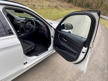 2.0 318d Sport Touring 5dr Diesel Manual Euro 5 (s/s) (143 ps)