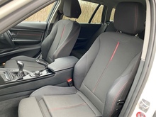 2.0 318d Sport Touring 5dr Diesel Manual Euro 5 (s/s) (143 ps)