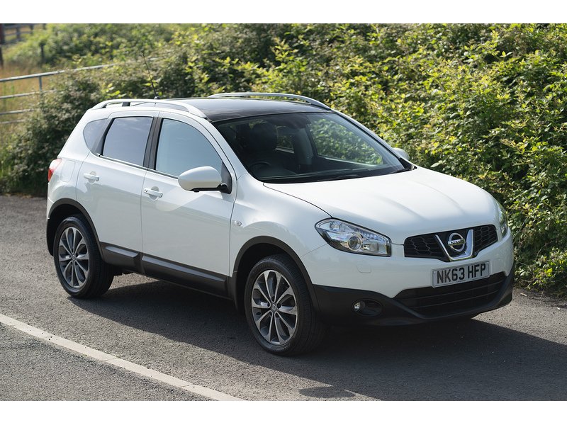 Nissan 1.6 Tekna SUV 5dr Petrol Manual 2WD Euro 5 (117 ps)