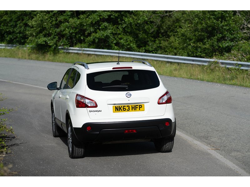 Nissan 1.6 Tekna SUV 5dr Petrol Manual 2WD Euro 5 (117 ps)