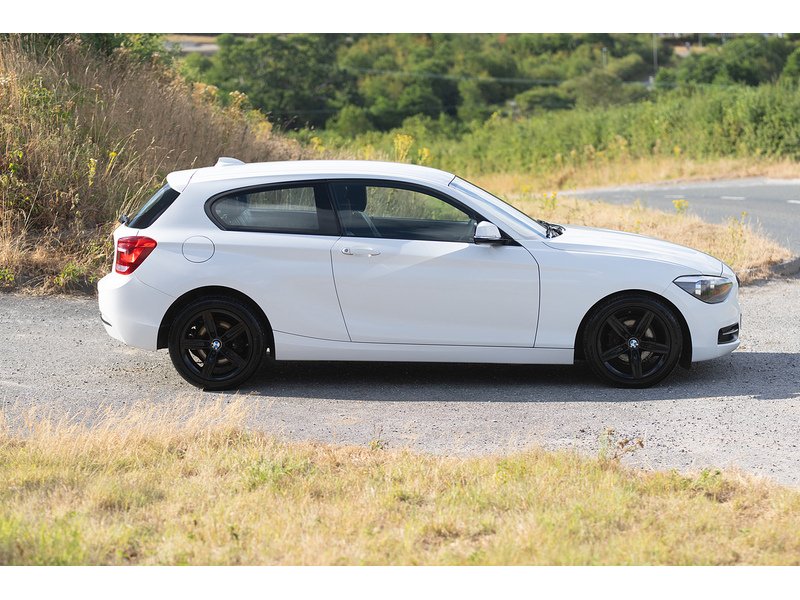 BMW 2.0 118d Sport Hatchback 3dr Diesel Manual Euro 5 (s/s) (143 ps)