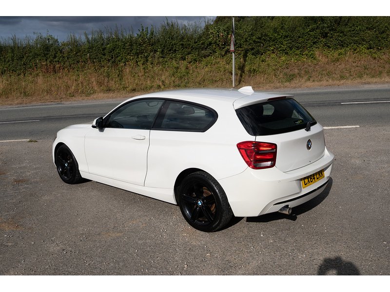 BMW 2.0 118d Sport Hatchback 3dr Diesel Manual Euro 5 (s/s) (143 ps)