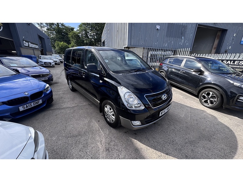 Hyundai 2.5 CRDi SE Nav MPV 5dr Diesel Manual Euro 6 (136 ps)