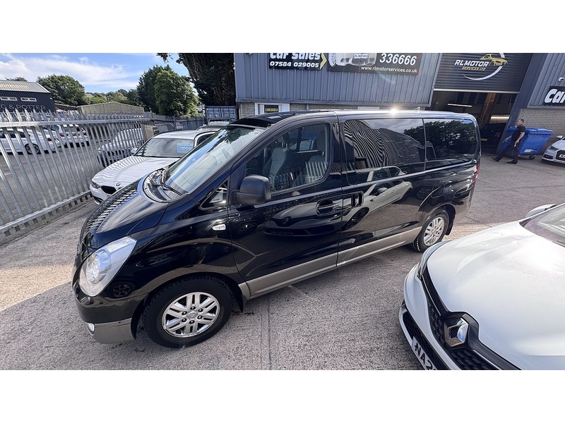 Hyundai 2.5 CRDi SE Nav MPV 5dr Diesel Manual Euro 6 (136 ps)