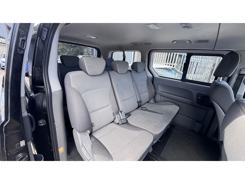 Hyundai 2.5 CRDi SE Nav MPV 5dr Diesel Manual Euro 6 (136 ps)
