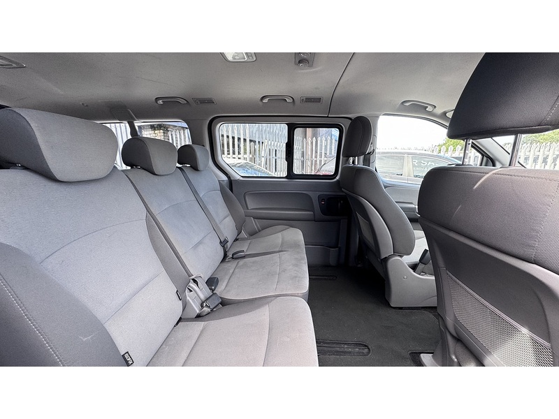 Hyundai 2.5 CRDi SE Nav MPV 5dr Diesel Manual Euro 6 (136 ps)