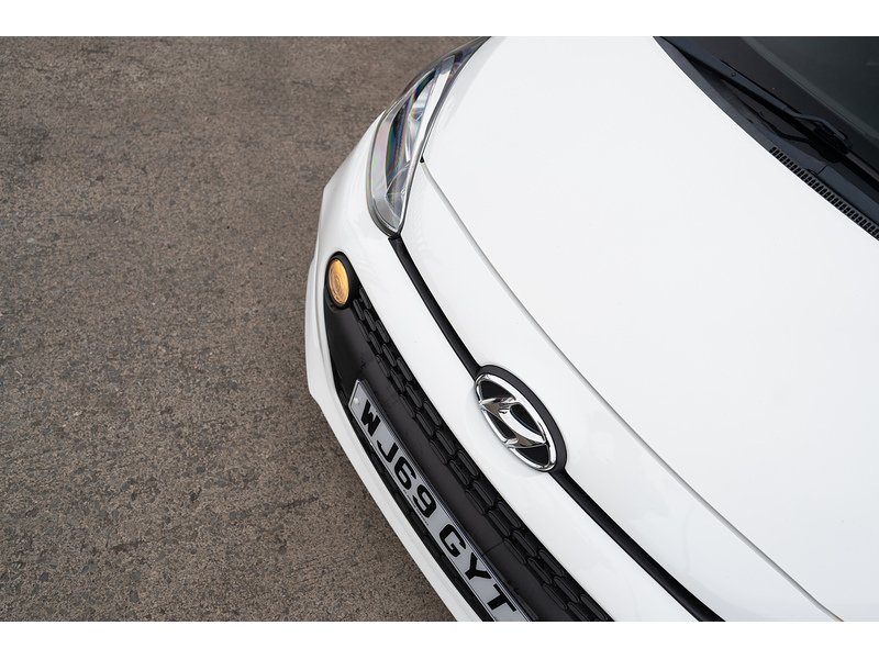 Hyundai 1.0 S Hatchback 5dr Petrol Manual Euro 6 (67 ps)