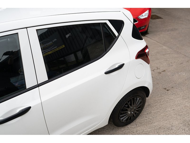 Hyundai 1.0 S Hatchback 5dr Petrol Manual Euro 6 (67 ps)