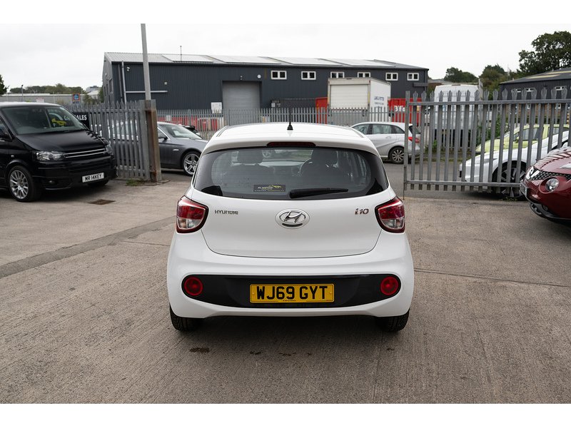 Hyundai 1.0 S Hatchback 5dr Petrol Manual Euro 6 (67 ps)