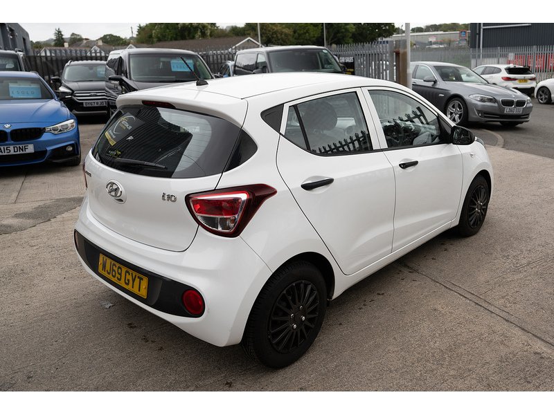Hyundai 1.0 S Hatchback 5dr Petrol Manual Euro 6 (67 ps)