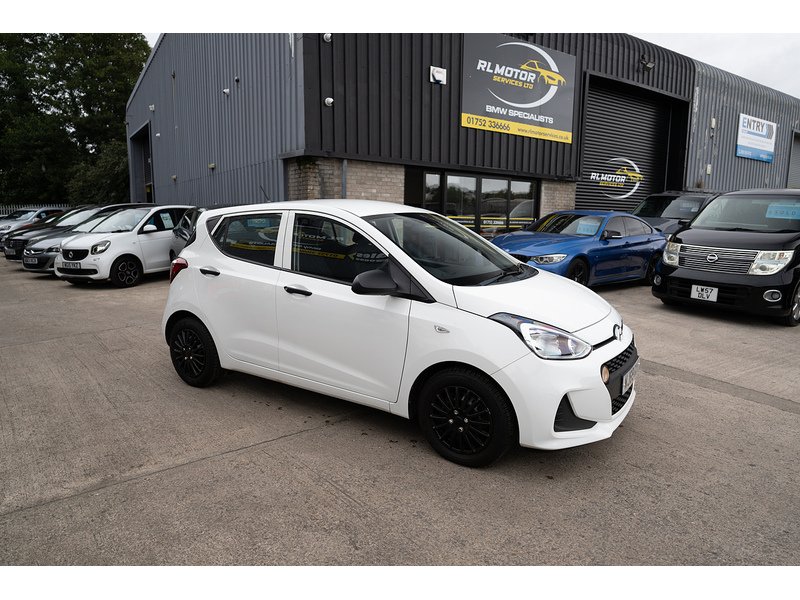 Hyundai 1.0 S Hatchback 5dr Petrol Manual Euro 6 (67 ps)