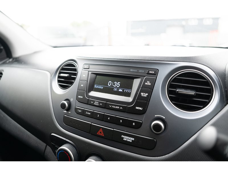 Hyundai 1.0 S Hatchback 5dr Petrol Manual Euro 6 (67 ps)