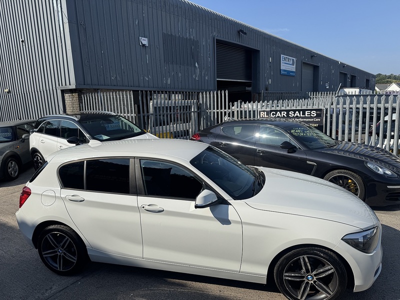 BMW 2.0 118d Sport Hatchback 5dr Diesel Manual Euro 5 (s/s) (143 ps)