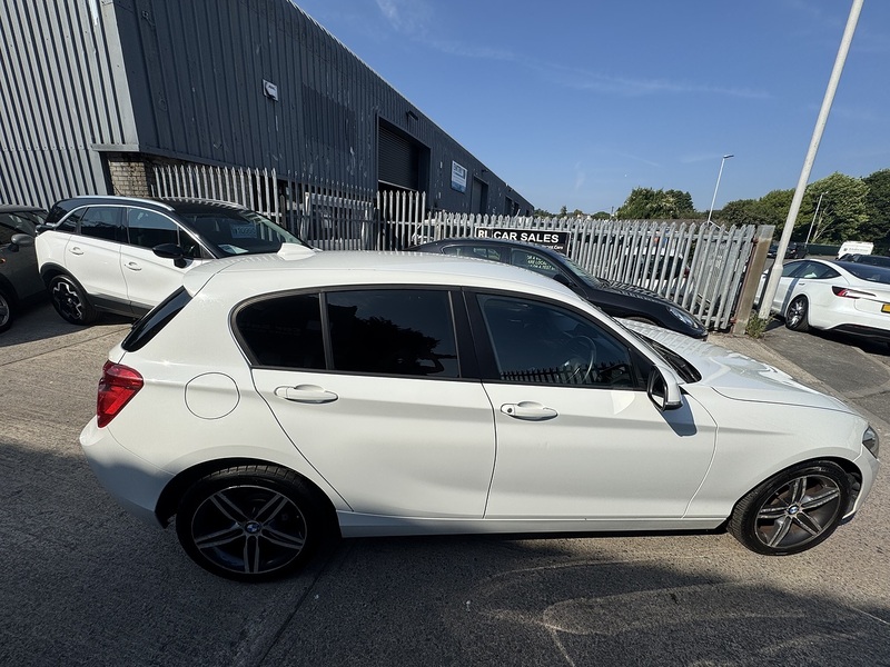 BMW 2.0 118d Sport Hatchback 5dr Diesel Manual Euro 5 (s/s) (143 ps)