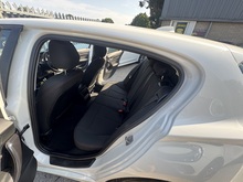 2.0 118d Sport Hatchback 5dr Diesel Manual Euro 5 (s/s) (143 ps)