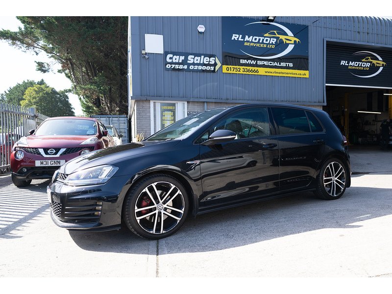 Volkswagen 2.0 TDI BlueMotion Tech GTD Hatchback 5dr Diesel DSG Euro 6 (s/s) (184 ps)