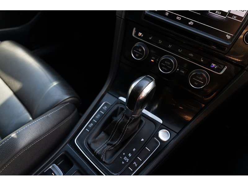 Volkswagen 2.0 TDI BlueMotion Tech GTD Hatchback 5dr Diesel DSG Euro 6 (s/s) (184 ps)