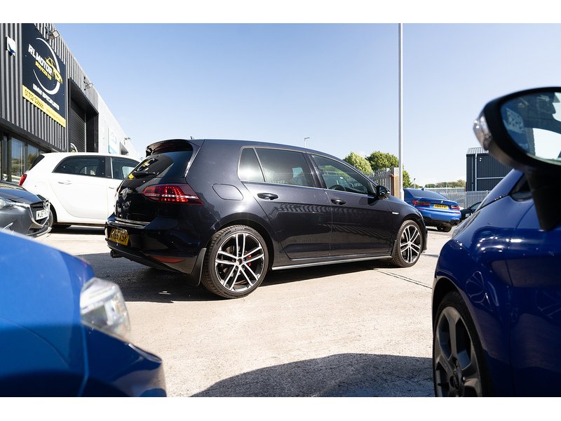 Volkswagen 2.0 TDI BlueMotion Tech GTD Hatchback 5dr Diesel DSG Euro 6 (s/s) (184 ps)