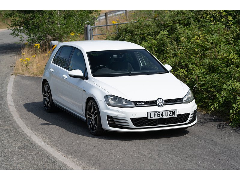 Volkswagen 2.0 TDI BlueMotion Tech GTD Hatchback 5dr Diesel DSG Euro 6 (s/s) (184 ps)