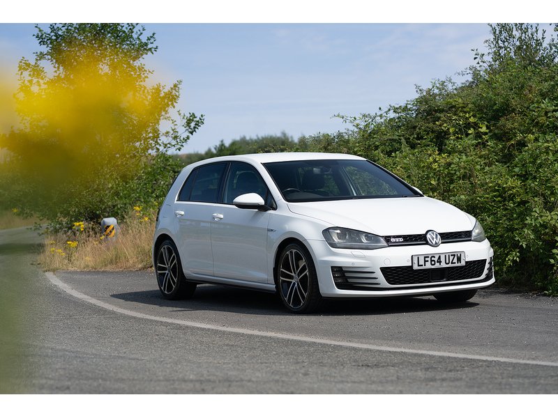 Volkswagen 2.0 TDI BlueMotion Tech GTD Hatchback 5dr Diesel DSG Euro 6 (s/s) (184 ps)
