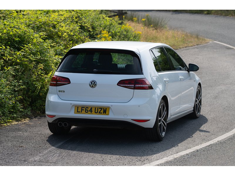 Volkswagen 2.0 TDI BlueMotion Tech GTD Hatchback 5dr Diesel DSG Euro 6 (s/s) (184 ps)