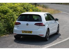 2.0 TDI BlueMotion Tech GTD Hatchback 5dr Diesel DSG Euro 6 (s/s) (184 ps)