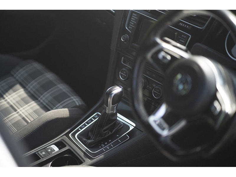 Volkswagen 2.0 TDI BlueMotion Tech GTD Hatchback 5dr Diesel DSG Euro 6 (s/s) (184 ps)