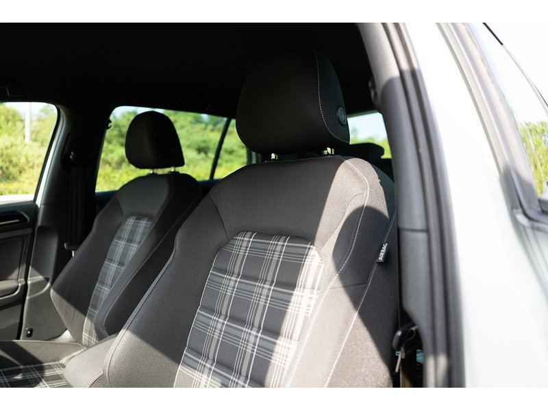 Volkswagen 2.0 TDI BlueMotion Tech GTD Hatchback 5dr Diesel DSG Euro 6 (s/s) (184 ps)