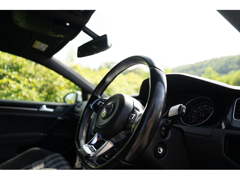 Volkswagen 2.0 TDI BlueMotion Tech GTD Hatchback 5dr Diesel DSG Euro 6 (s/s) (184 ps)