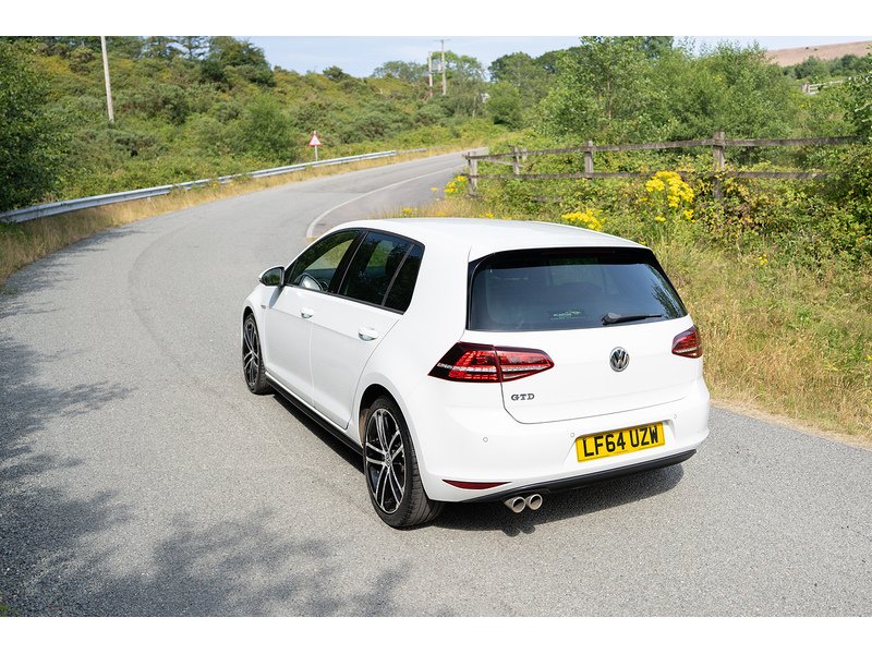 Volkswagen 2.0 TDI BlueMotion Tech GTD Hatchback 5dr Diesel DSG Euro 6 (s/s) (184 ps)