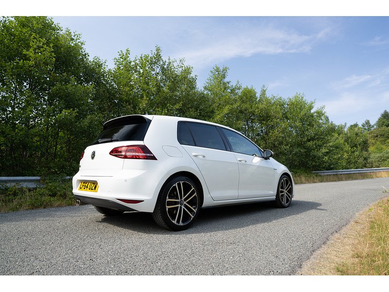 Volkswagen 2.0 TDI BlueMotion Tech GTD Hatchback 5dr Diesel DSG Euro 6 (s/s) (184 ps)