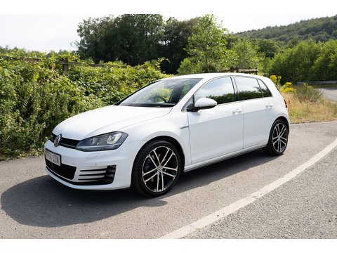 Volkswagen 2.0 TDI BlueMotion Tech GTD Hatchback 5dr Diesel DSG Euro 6 (s/s) (184 ps)