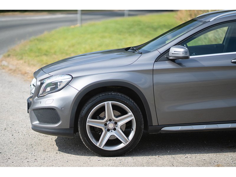 Mercedes-Benz 2.1 GLA220d AMG Line (Premium) SUV 5dr Diesel 7G-DCT 4MATIC Euro 6 (s/s) (177 ps)
